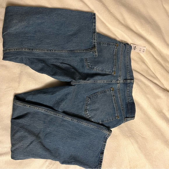 BNWT ✨ Abercrombie Mid Rise Baggy Jean - Picture 8 of 8